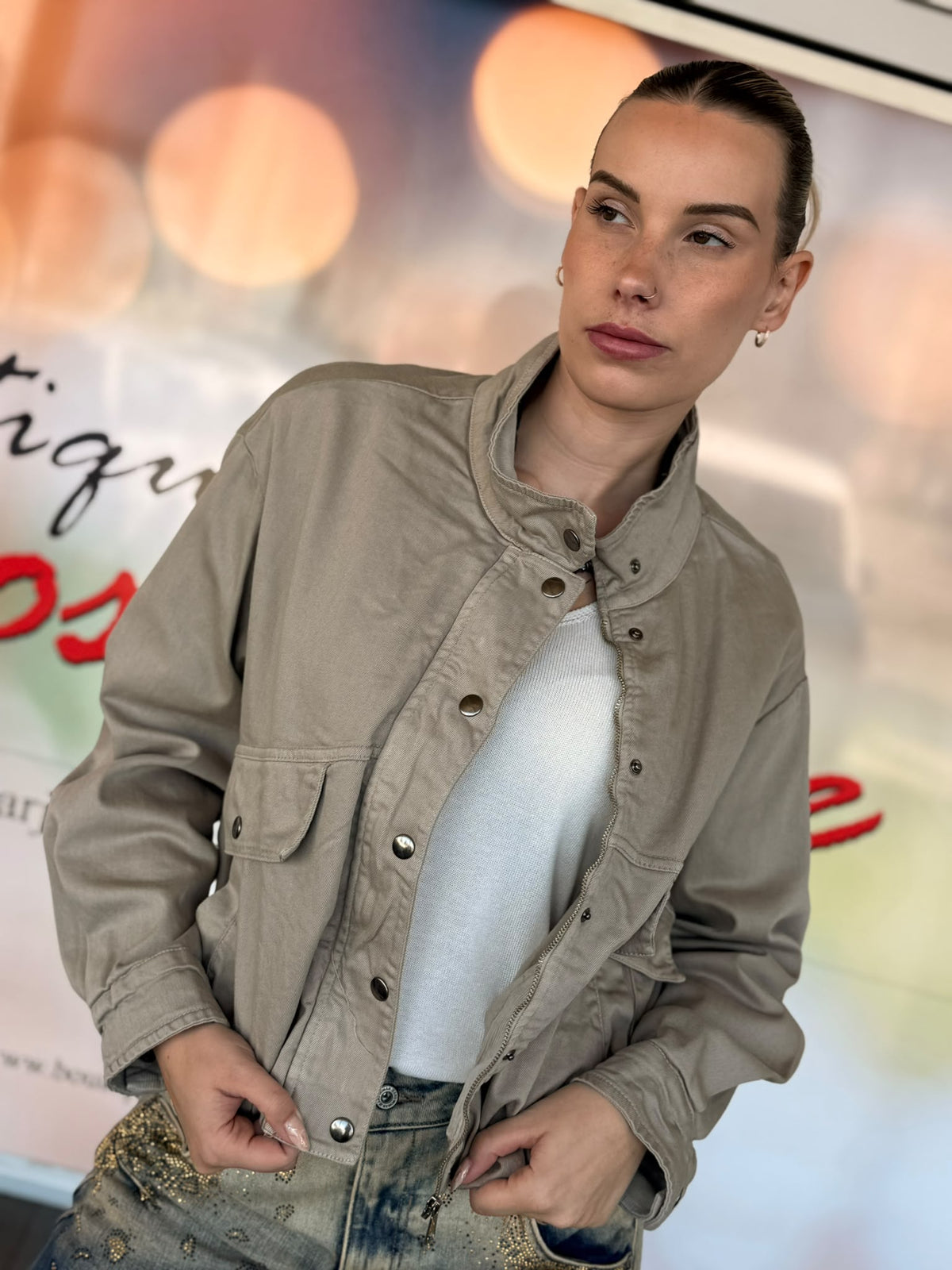 JAKNA BUDAPEST