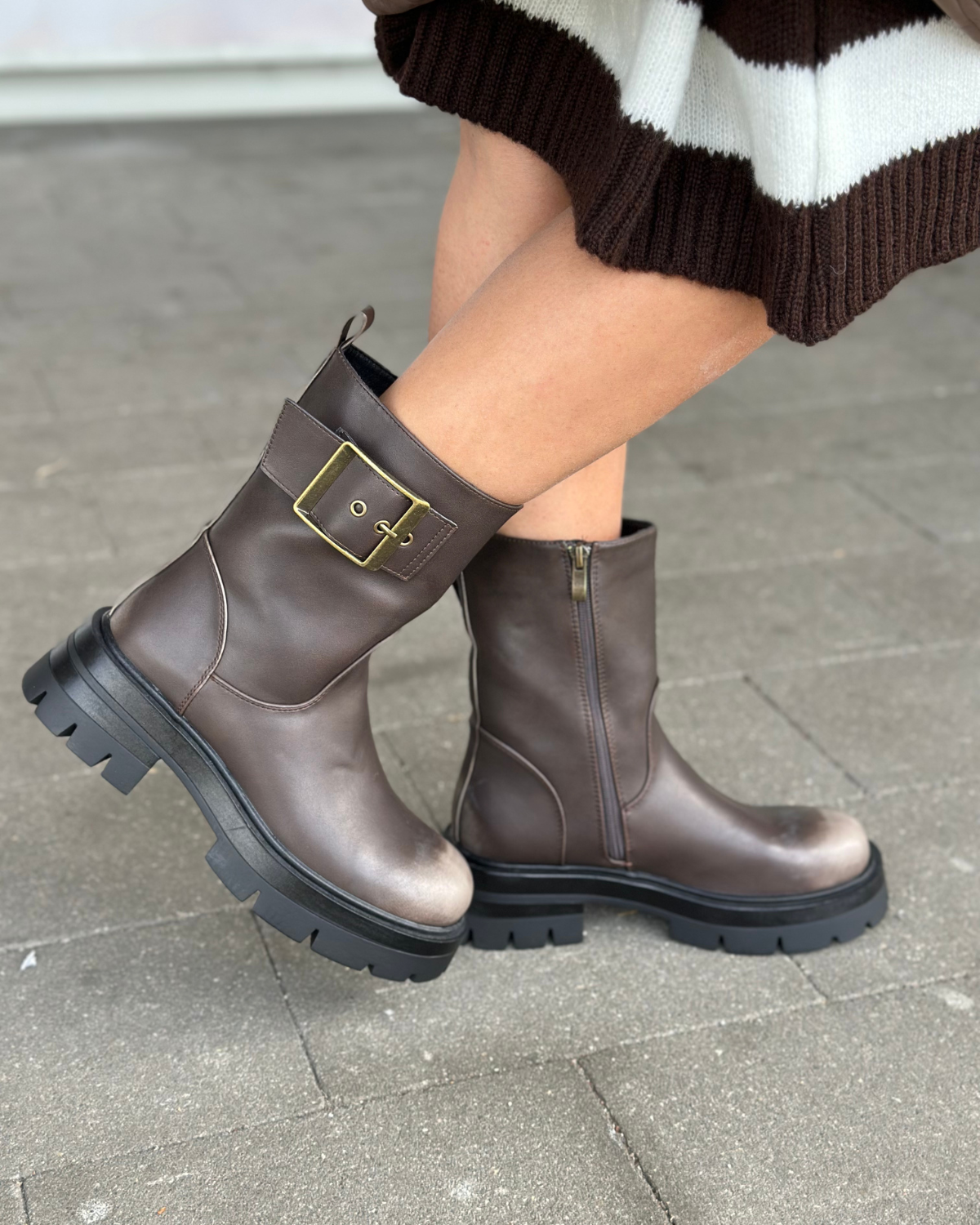 BULERJI  BRONZE BUCKLE