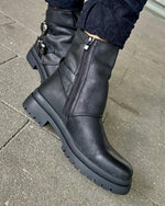 Naloži sliko v pregledovalnik galerij, GLEŽNARJI URBAN REBEL
