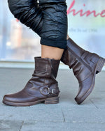 Naloži sliko v pregledovalnik galerij, GLEŽNARJI RUSTIC CHARM
