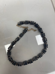 OGRLICA BLACK