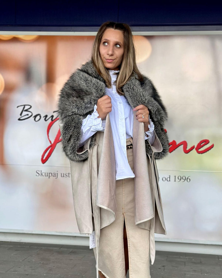 PLAŠČ ROYAL ELEGANCE