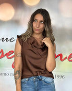 Naloži sliko v pregledovalnik galerij, MAJICA SILKY ELEGANCE
