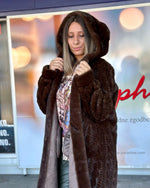 Naloži sliko v pregledovalnik galerij, PLAŠČ ROYAL LUXE
