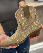 Naloži sliko v pregledovalnik galerij, ŠKORNJI WESTERN GLOW
