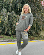 Naloži sliko v pregledovalnik galerij, HLAČE PEACE &amp; SHINE
