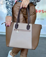 Naloži sliko v pregledovalnik galerij, TORBICA CITY CHARM
