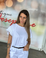 Naloži sliko v pregledovalnik galerij, MAJICA LACE ESSENTIAL

