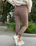 Naloži sliko v pregledovalnik galerij, HLAČE ŽAMET LOOK
