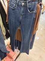 Naloži sliko v pregledovalnik galerij, JEANS HLAČE ANNIE