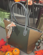 Naloži sliko v pregledovalnik galerij, TORBICA CITY CHARM
